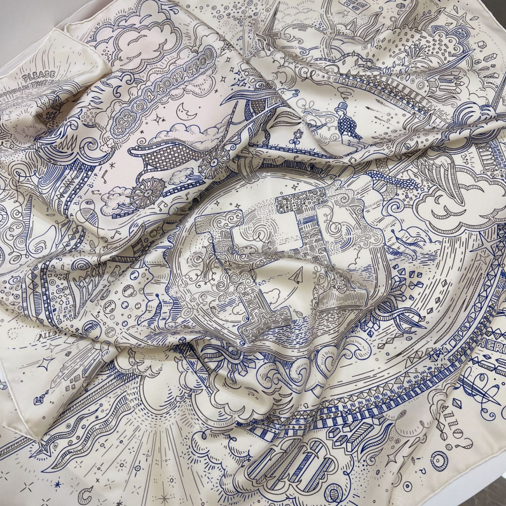 Hermès 90cm 100% Pure Silk Square Scarf!