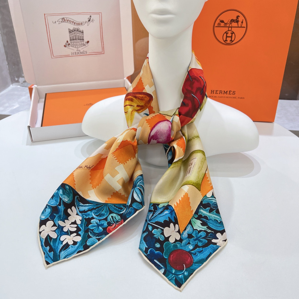 Hermès 90cm 100% Pure Silk Square Scarf!