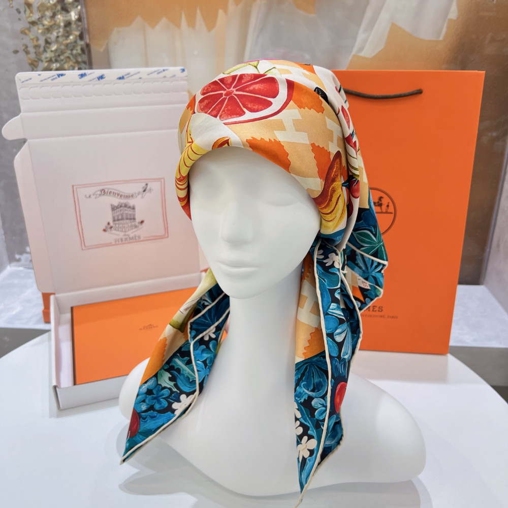 Hermès 90cm 100% Pure Silk Square Scarf!