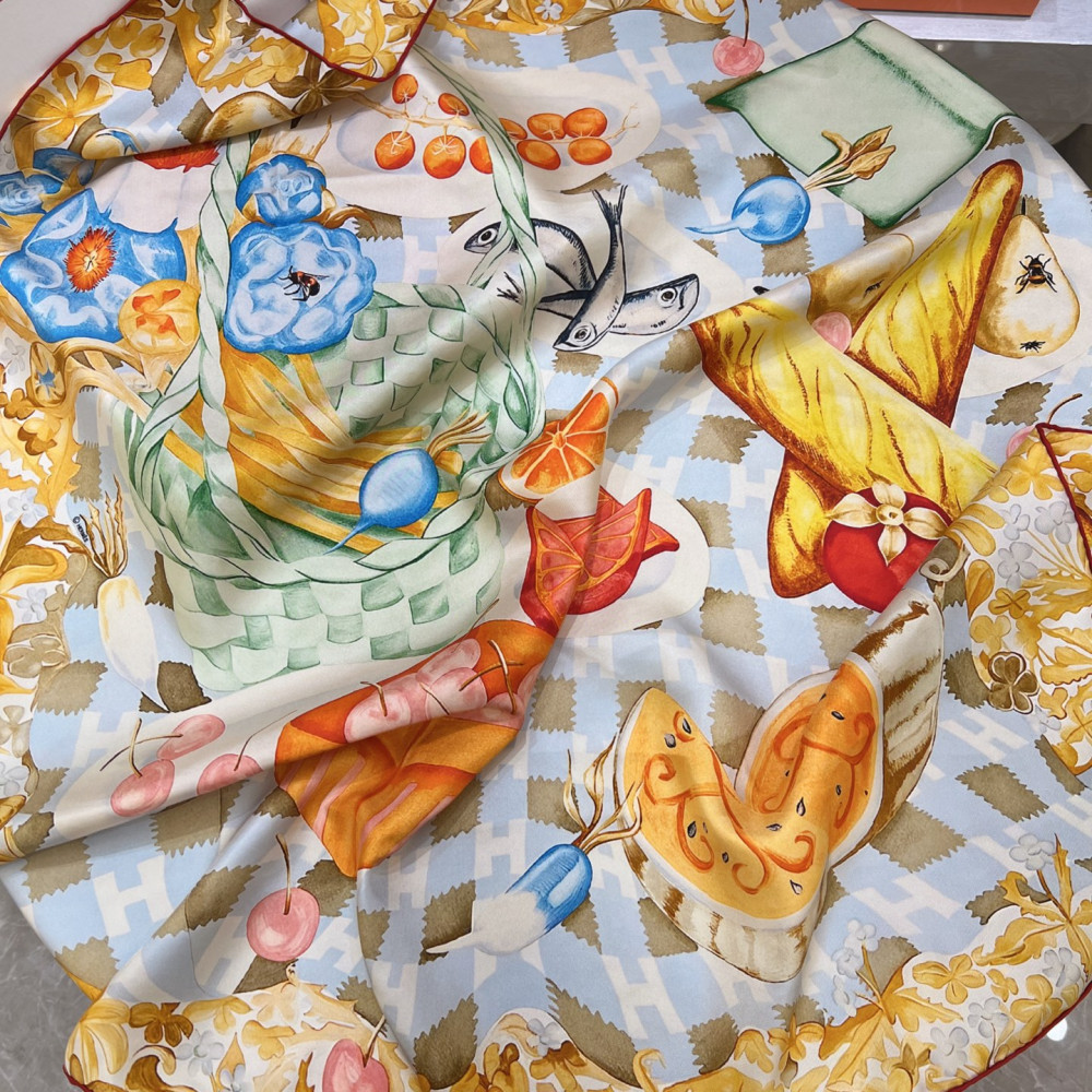 Hermès 90cm 100% Pure Silk Square Scarf!