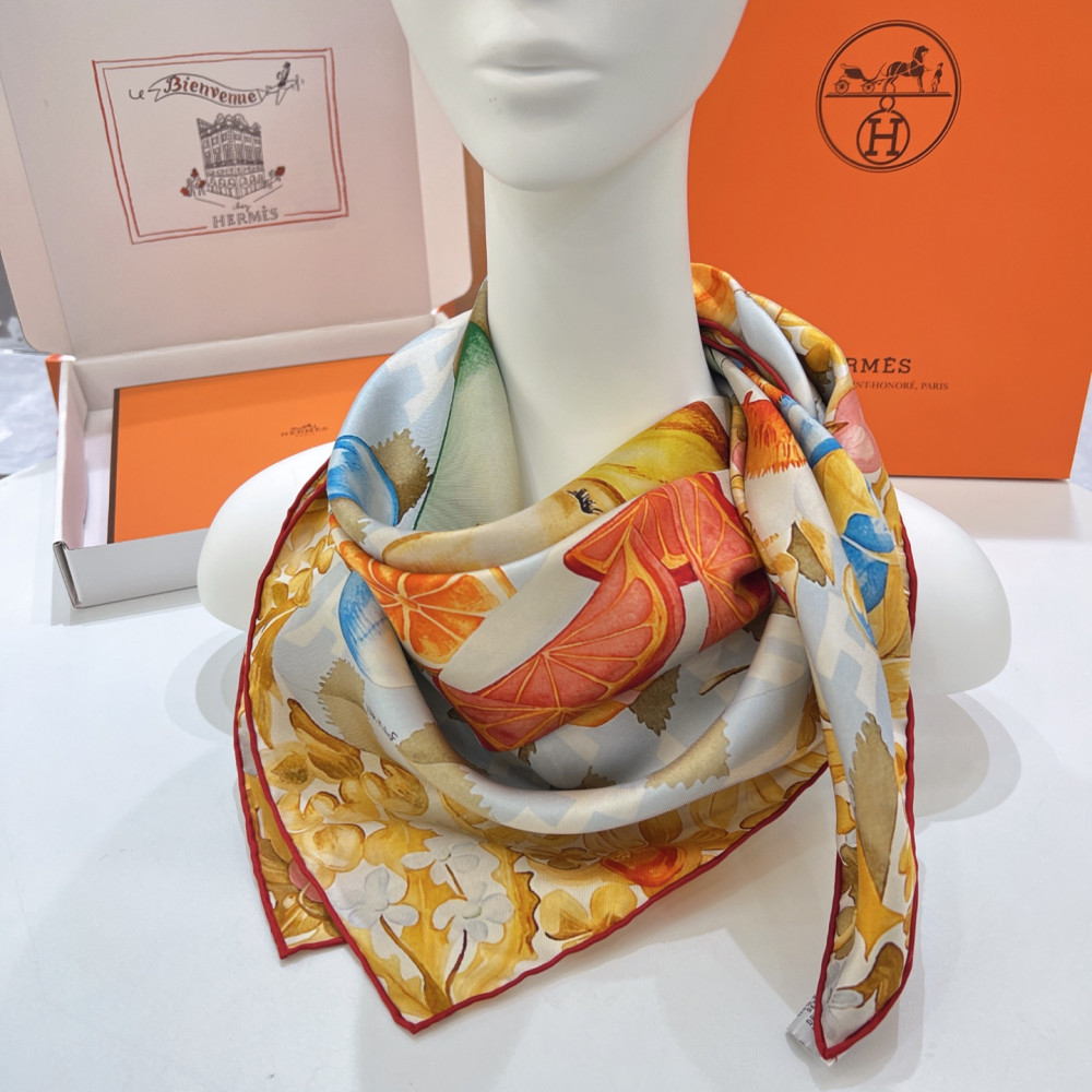 Hermès 90cm 100% Pure Silk Square Scarf!