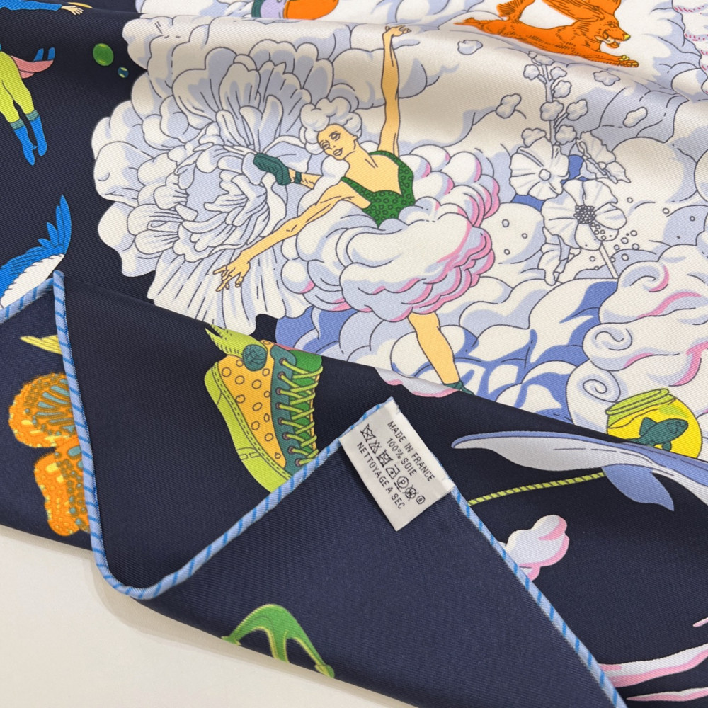 Hermès 90cm 100% Pure Silk Square Scarf!