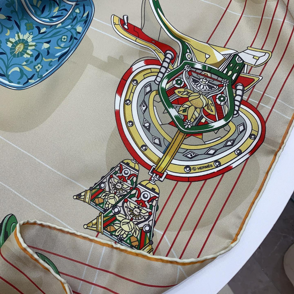 Hermès 90cm 100% Pure Silk Square Scarf!