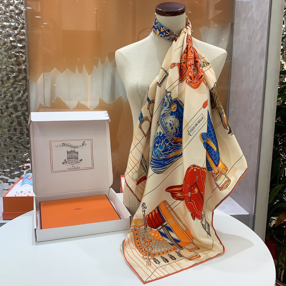 Hermès 90cm 100% Pure Silk Square Scarf!