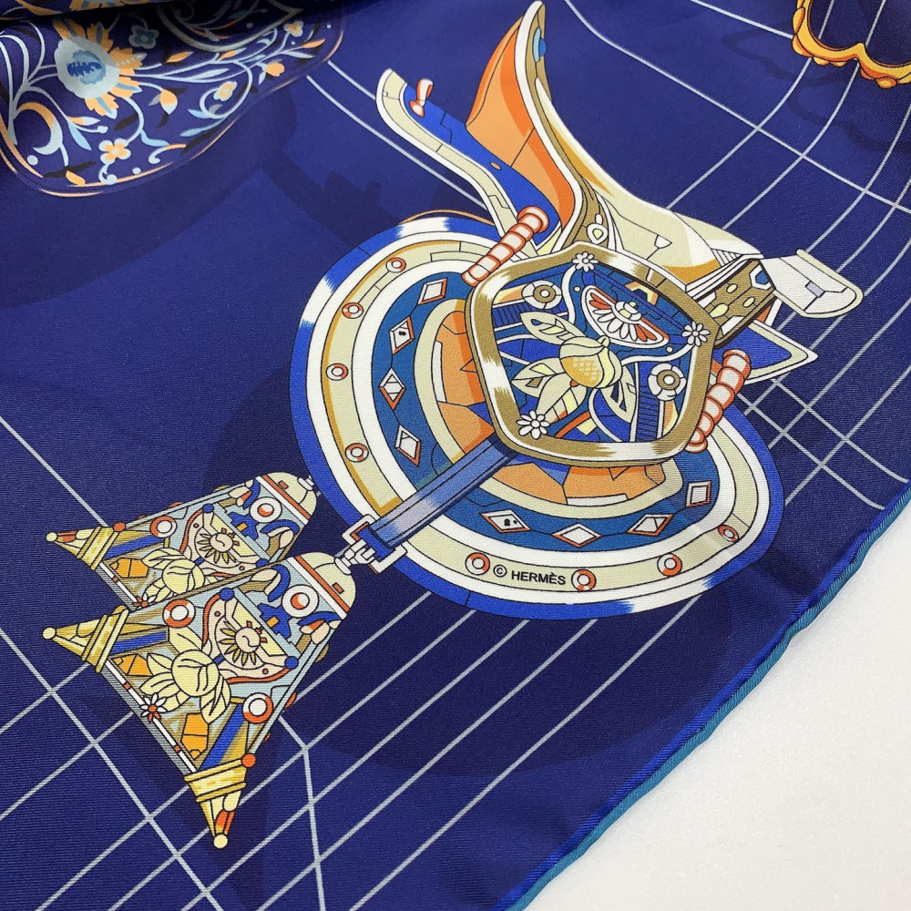 Hermès 90cm 100% Pure Silk Square Scarf!