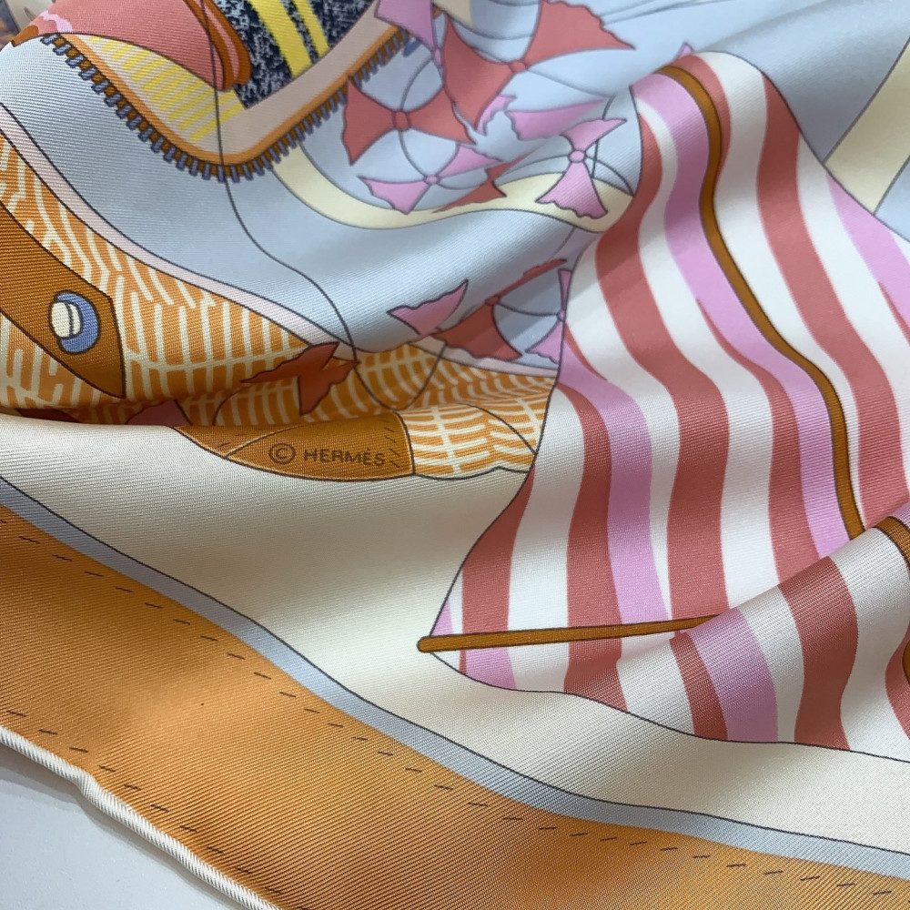 Hermès 90cm 100% Pure Silk Square Scarf!