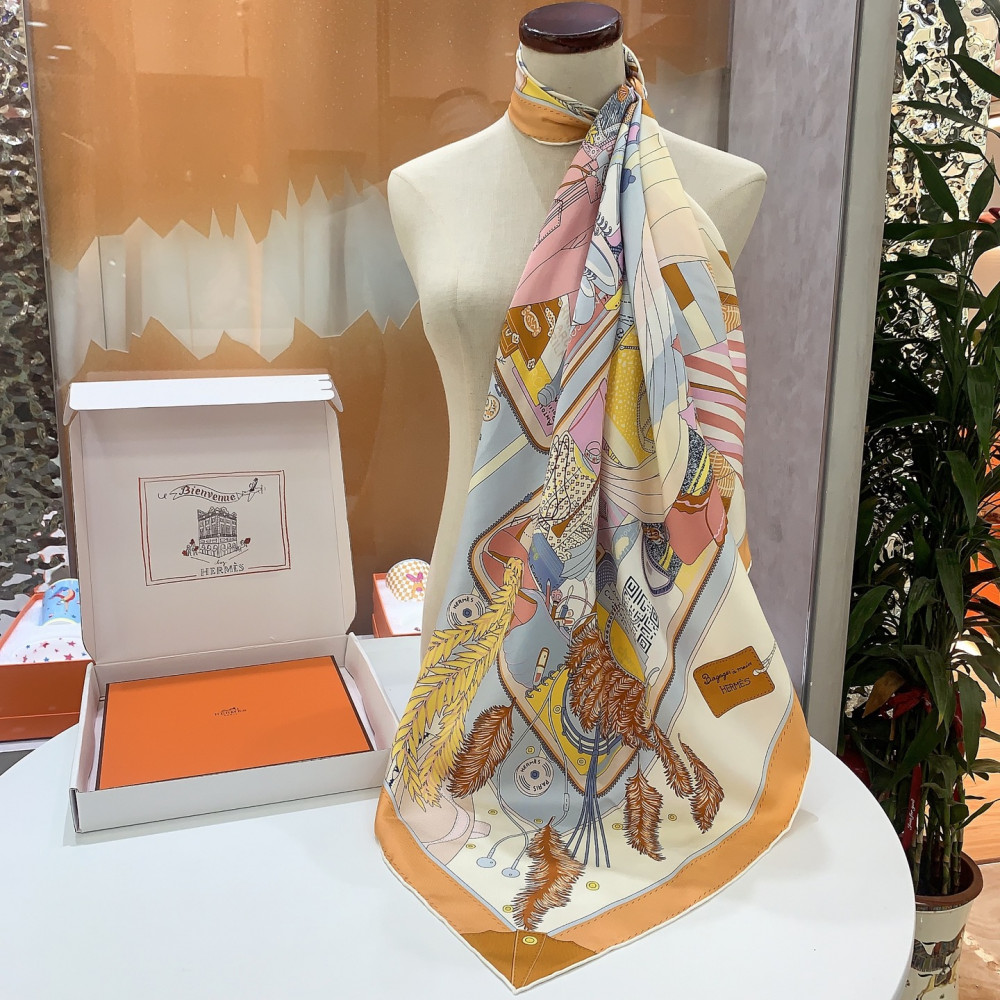 Hermès 90cm 100% Pure Silk Square Scarf!