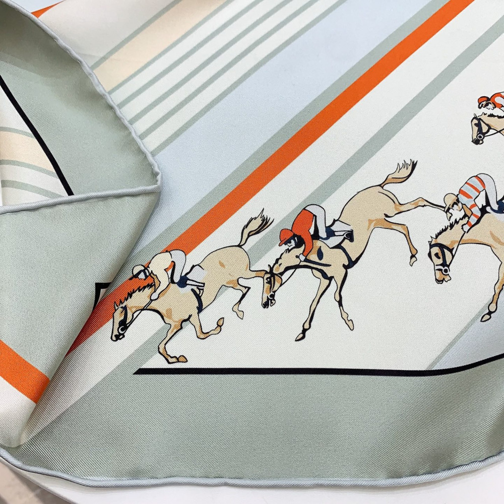 Hermès 90cm 100% Pure Silk Square Scarf!