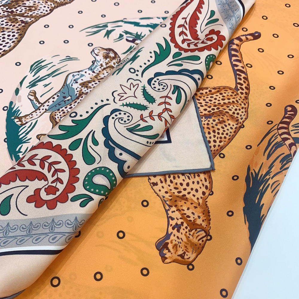 Hermès 90cm 100% Pure Silk Square Scarf!