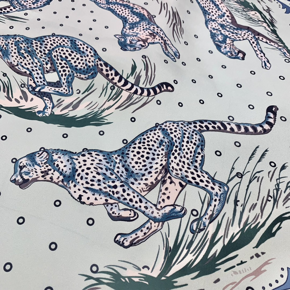 Hermès 90cm 100% Pure Silk Square Scarf!