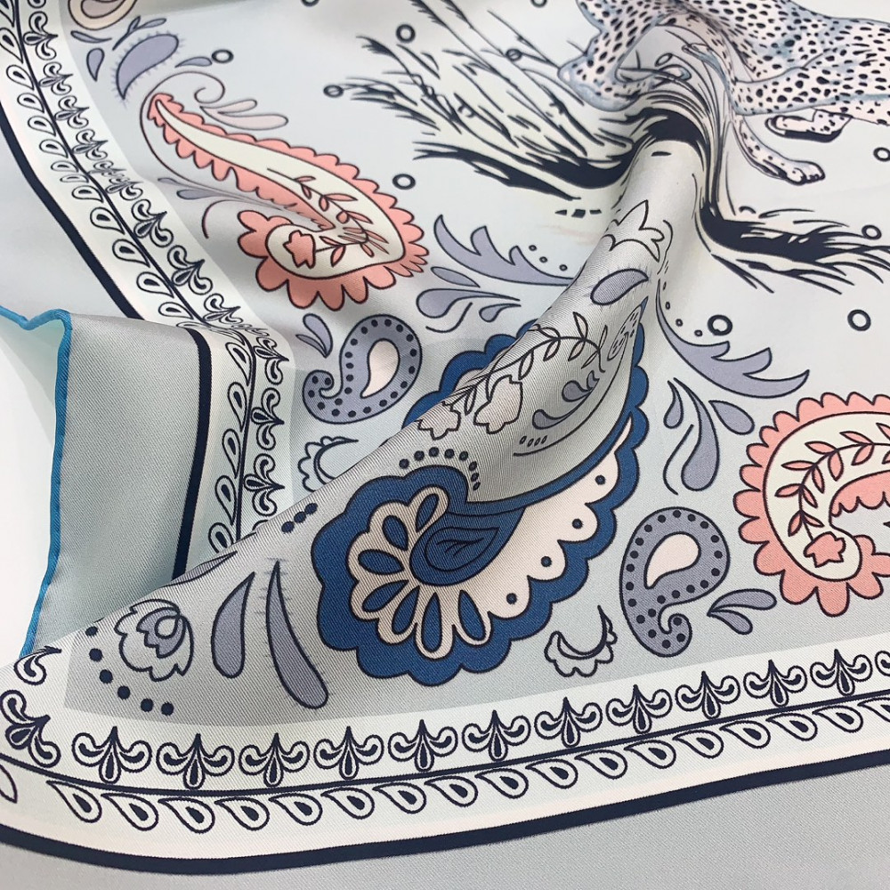 Hermès 90cm 100% Pure Silk Square Scarf!