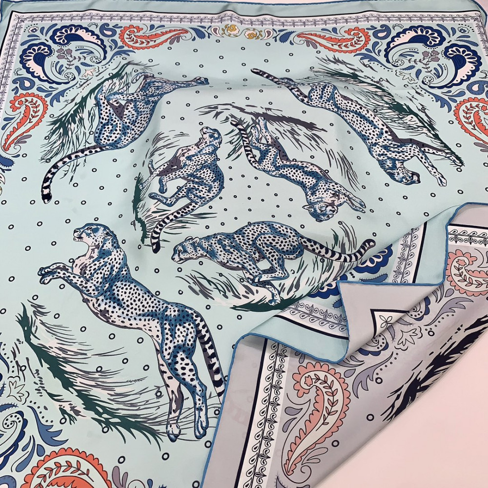 Hermès 90cm 100% Pure Silk Square Scarf!