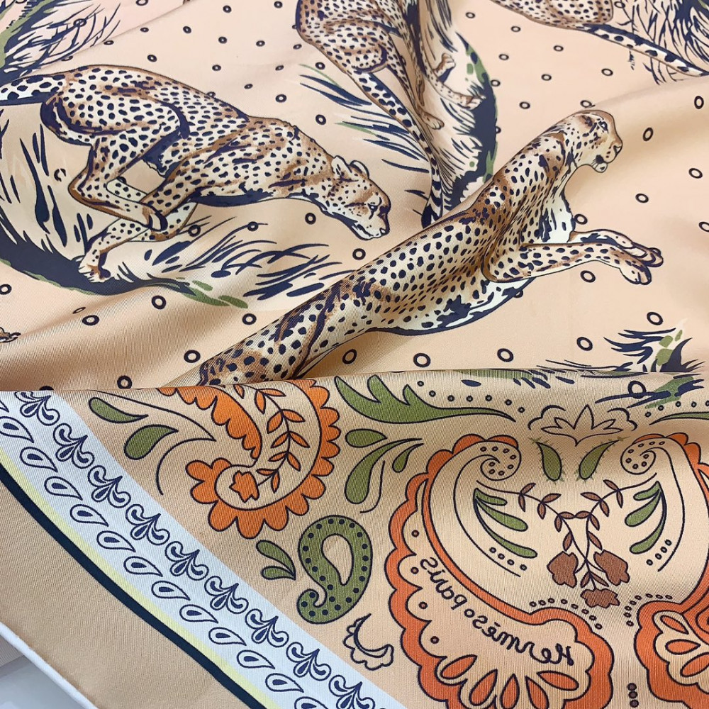 Hermès 90cm 100% Pure Silk Square Scarf!