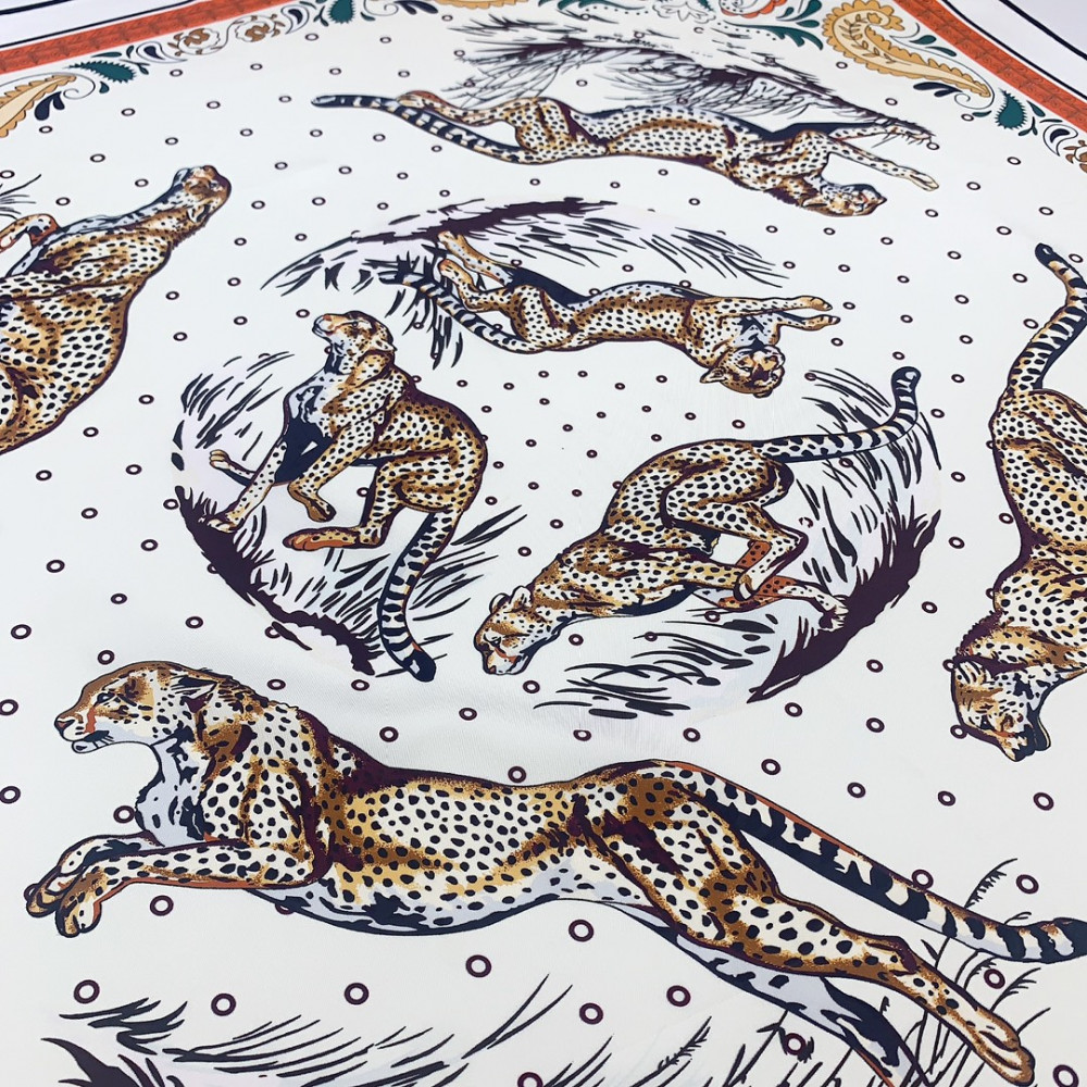 Hermès 90cm 100% Pure Silk Square Scarf!