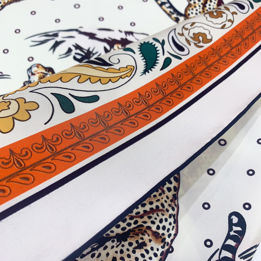 Hermès 90cm 100% Pure Silk Square Scarf!