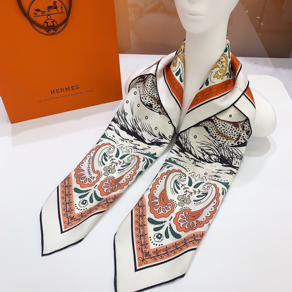 Hermès 90cm 100% Pure Silk Square Scarf!