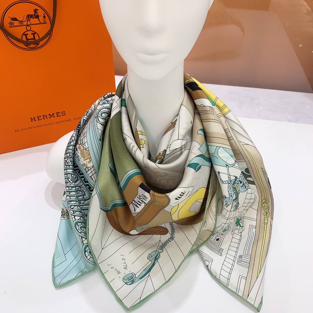 Hermès 90cm 100% Pure Silk Square Scarf!