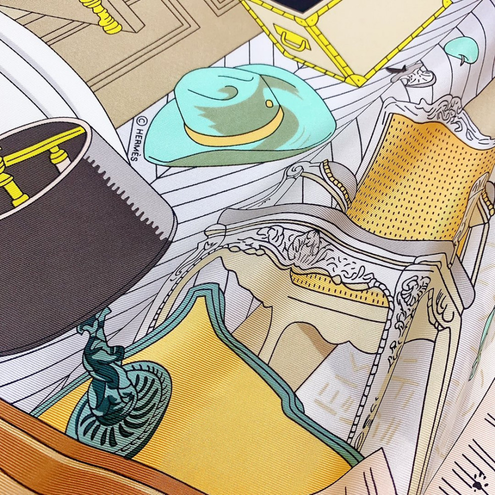 Hermès 90cm 100% Pure Silk Square Scarf!