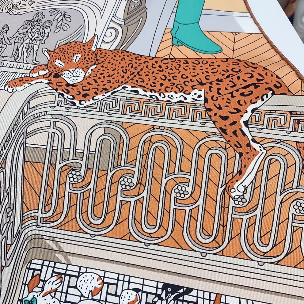 Hermès 90cm 100% Pure Silk Square Scarf!