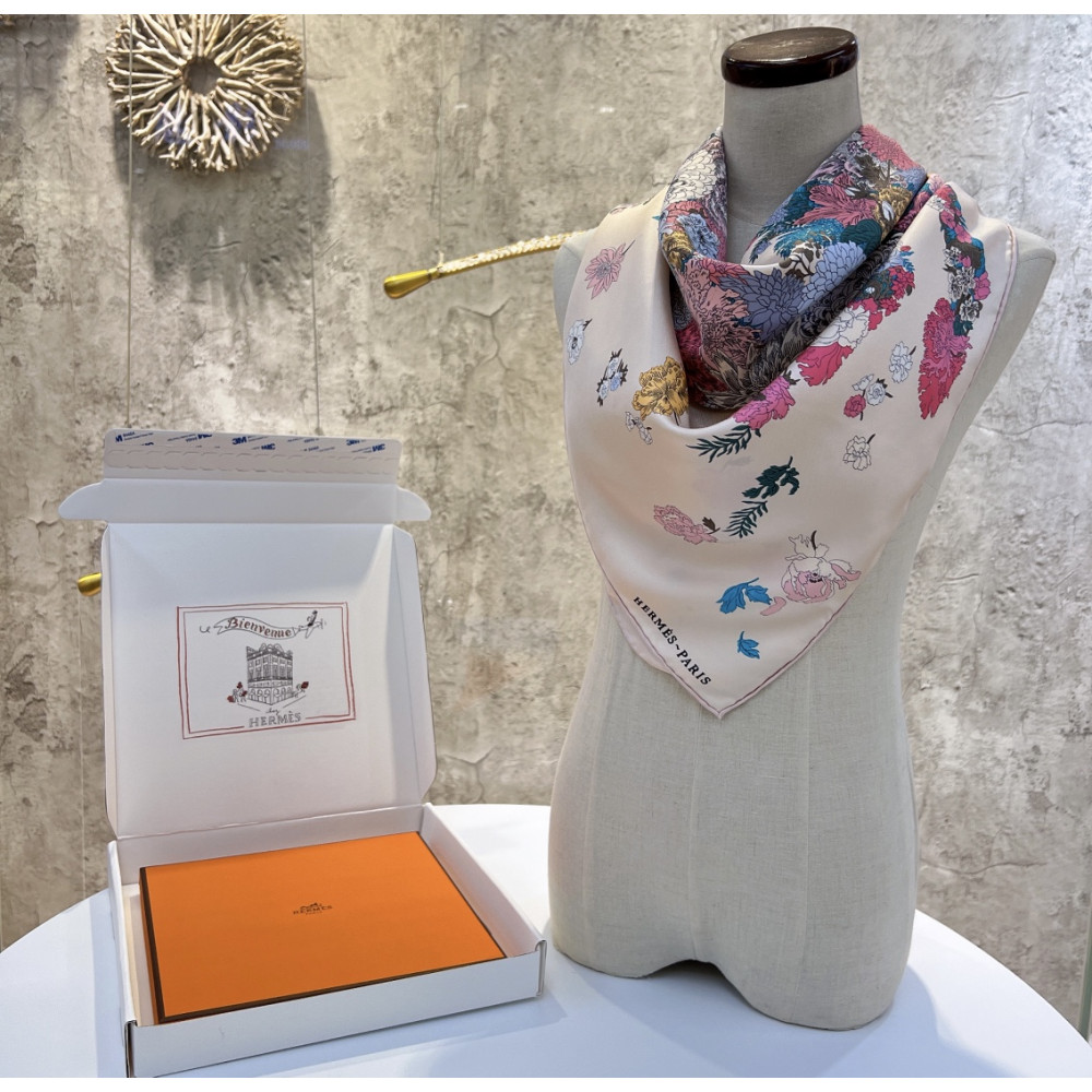 Hermès 90cm 100% Pure Silk Square Scarf!