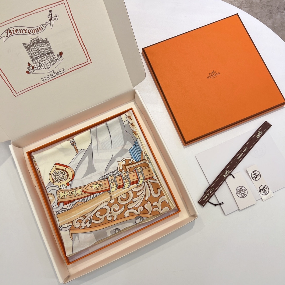 Hermès 90cm 100% Pure Silk Square Scarf!