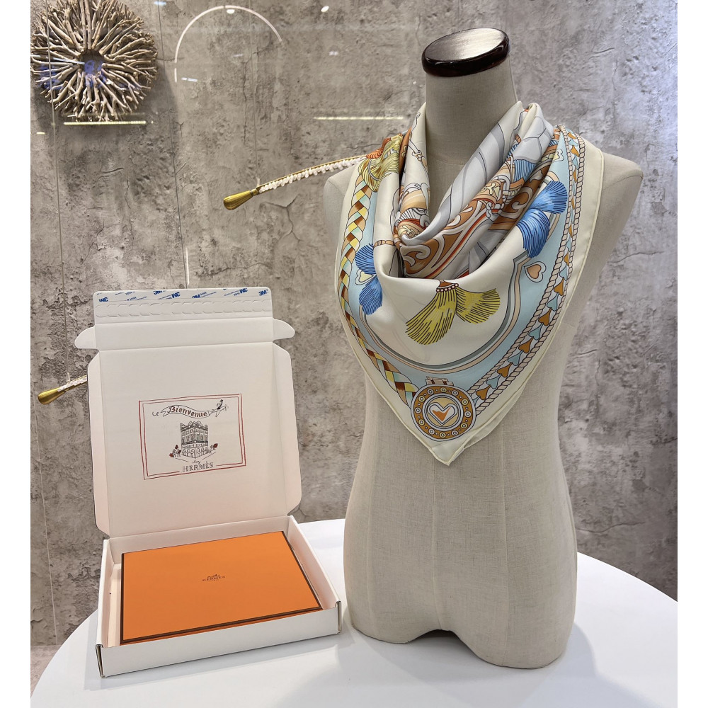 Hermès 90cm 100% Pure Silk Square Scarf!