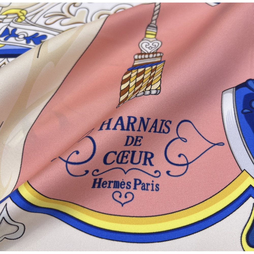 Hermès 90cm 100% Pure Silk Square Scarf!