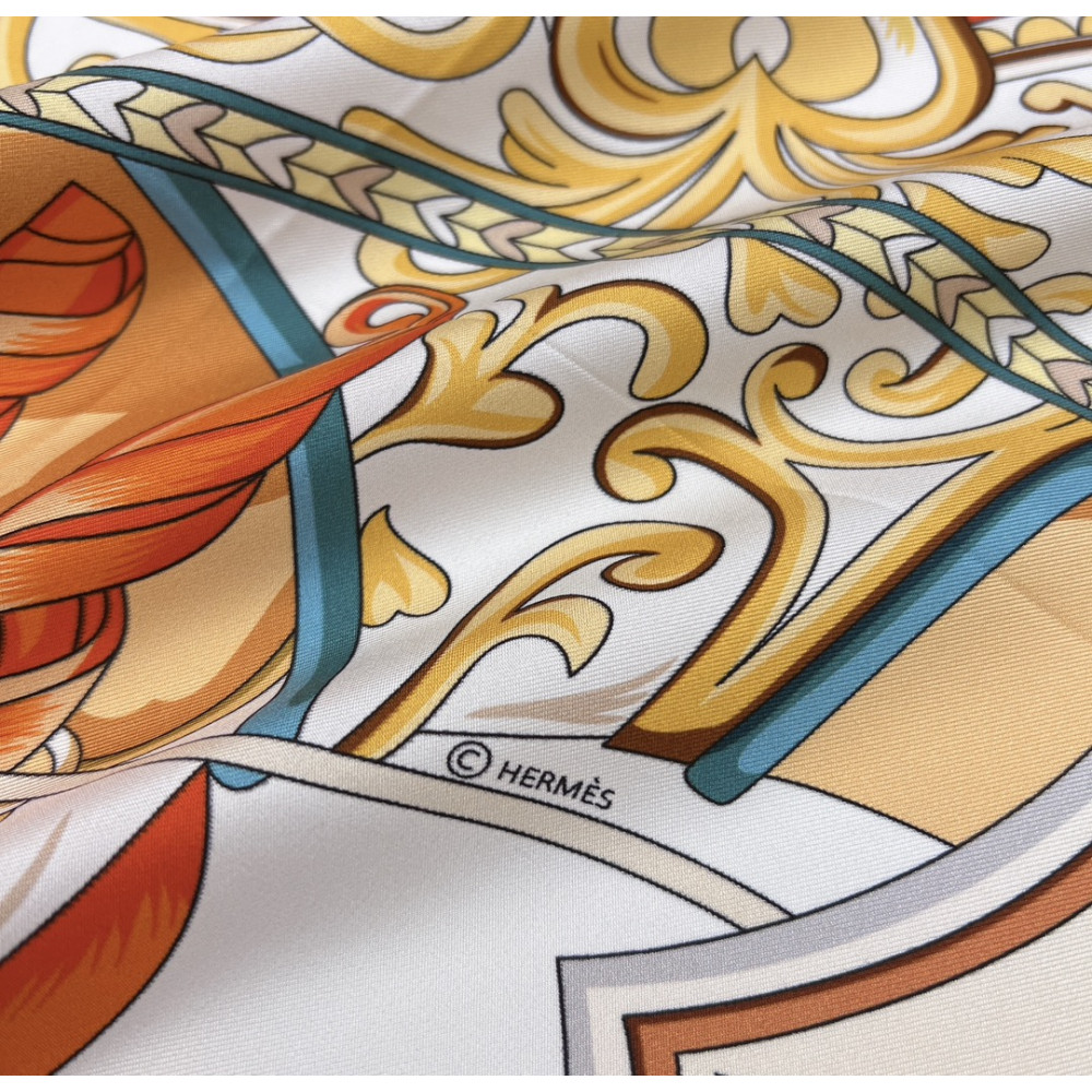 Hermès 90cm 100% Pure Silk Square Scarf!