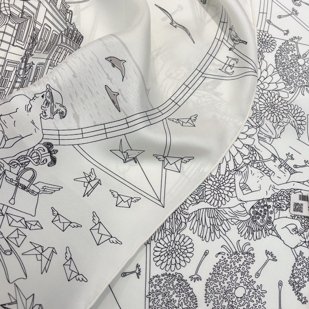 Hermès 90cm 100% Pure Silk Square Scarf!