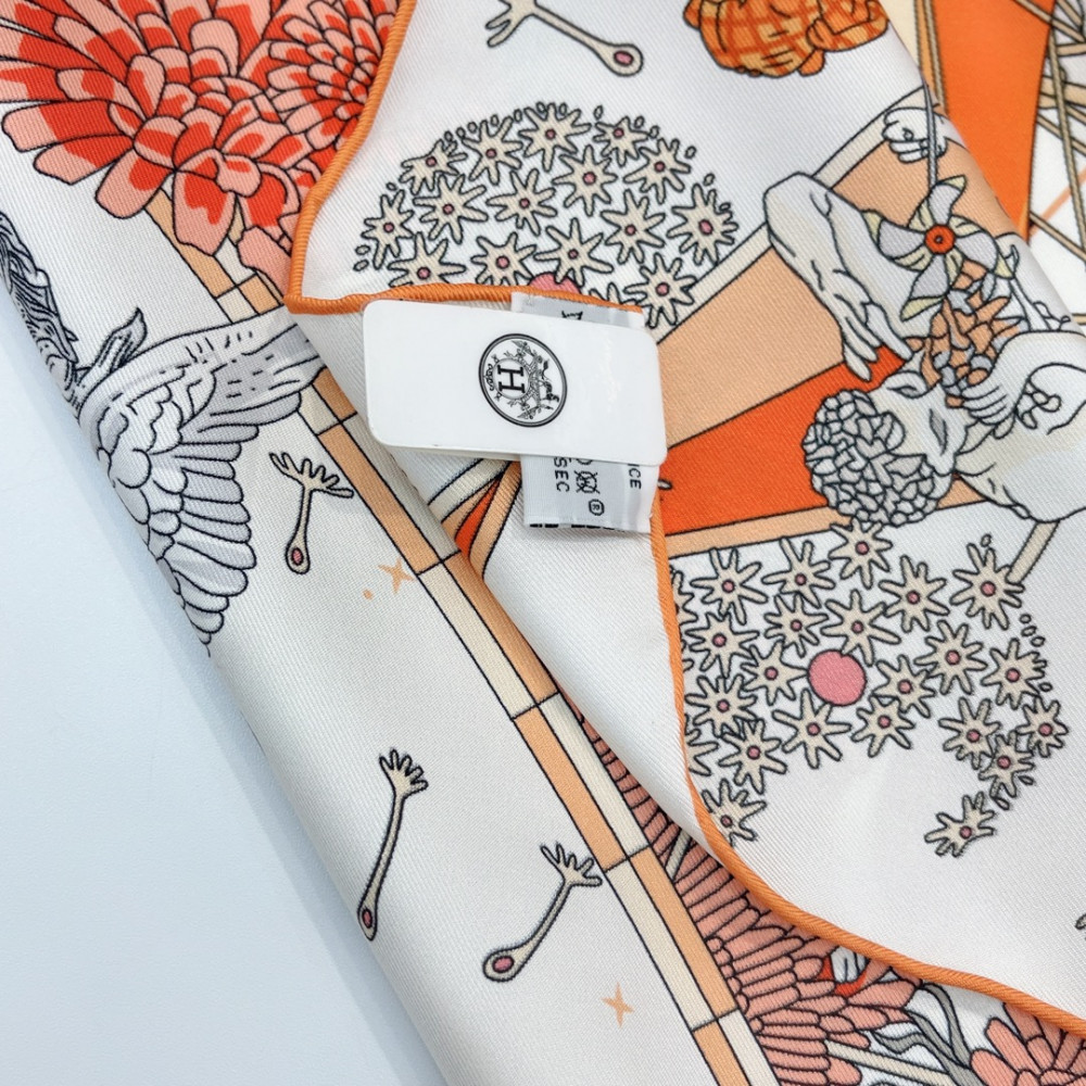 Hermès 90cm 100% Pure Silk Square Scarf!