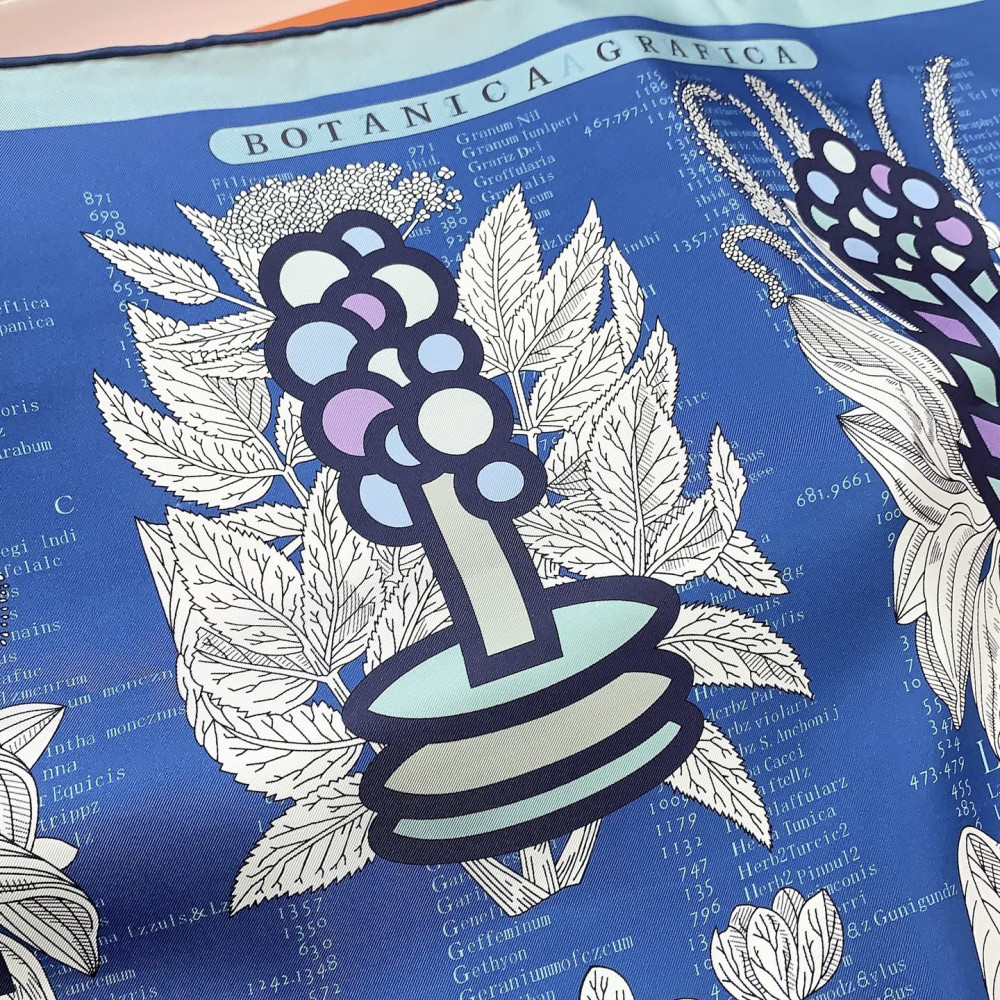 Hermès 90cm 100% Pure Silk Square Scarf!