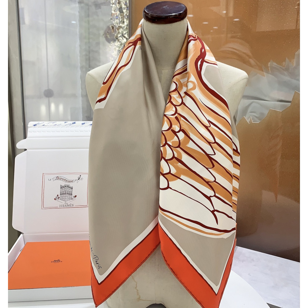 Hermès 90cm 100% Pure Silk Square Scarf!
