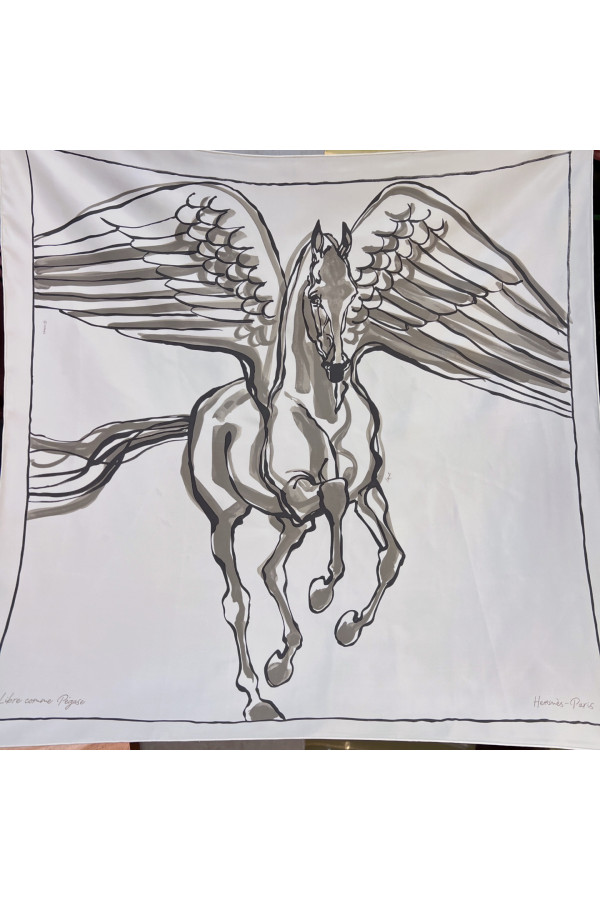 Hermès 90cm 100% Pure Silk Square Scarf!