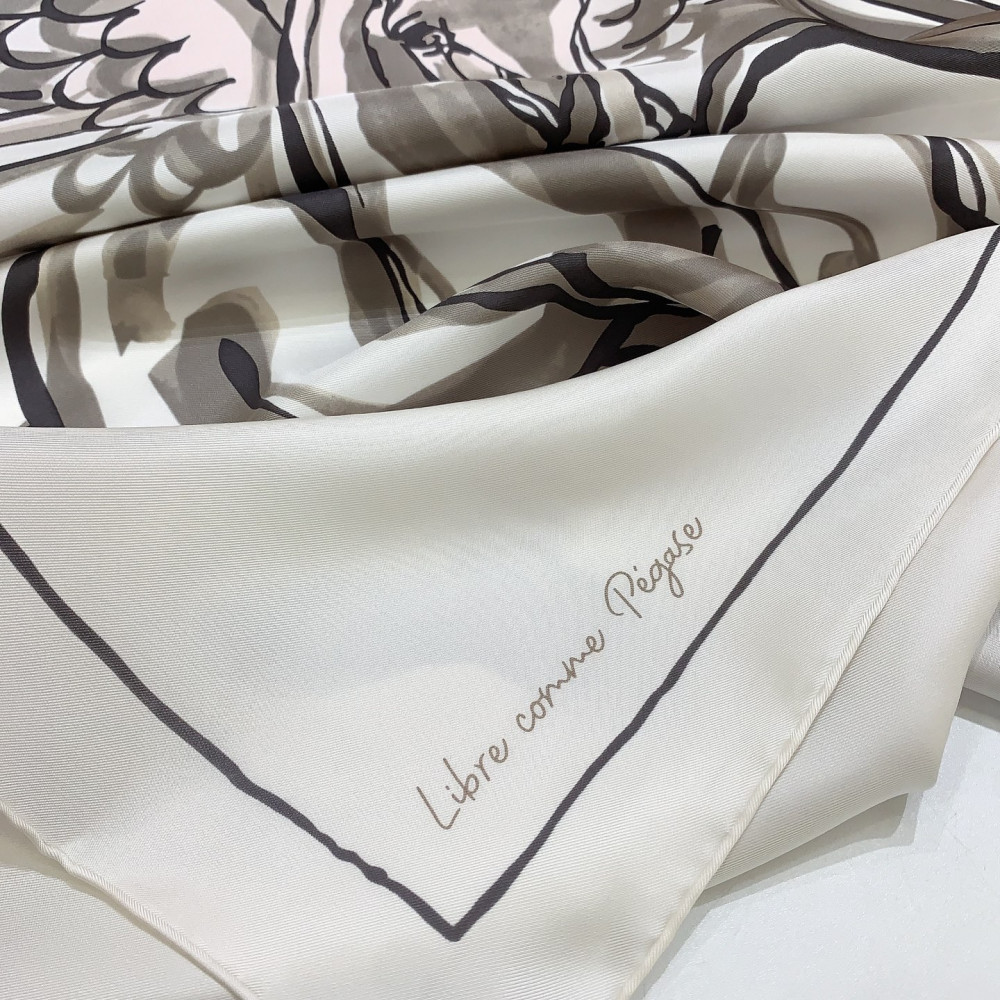 Hermès 90cm 100% Pure Silk Square Scarf!