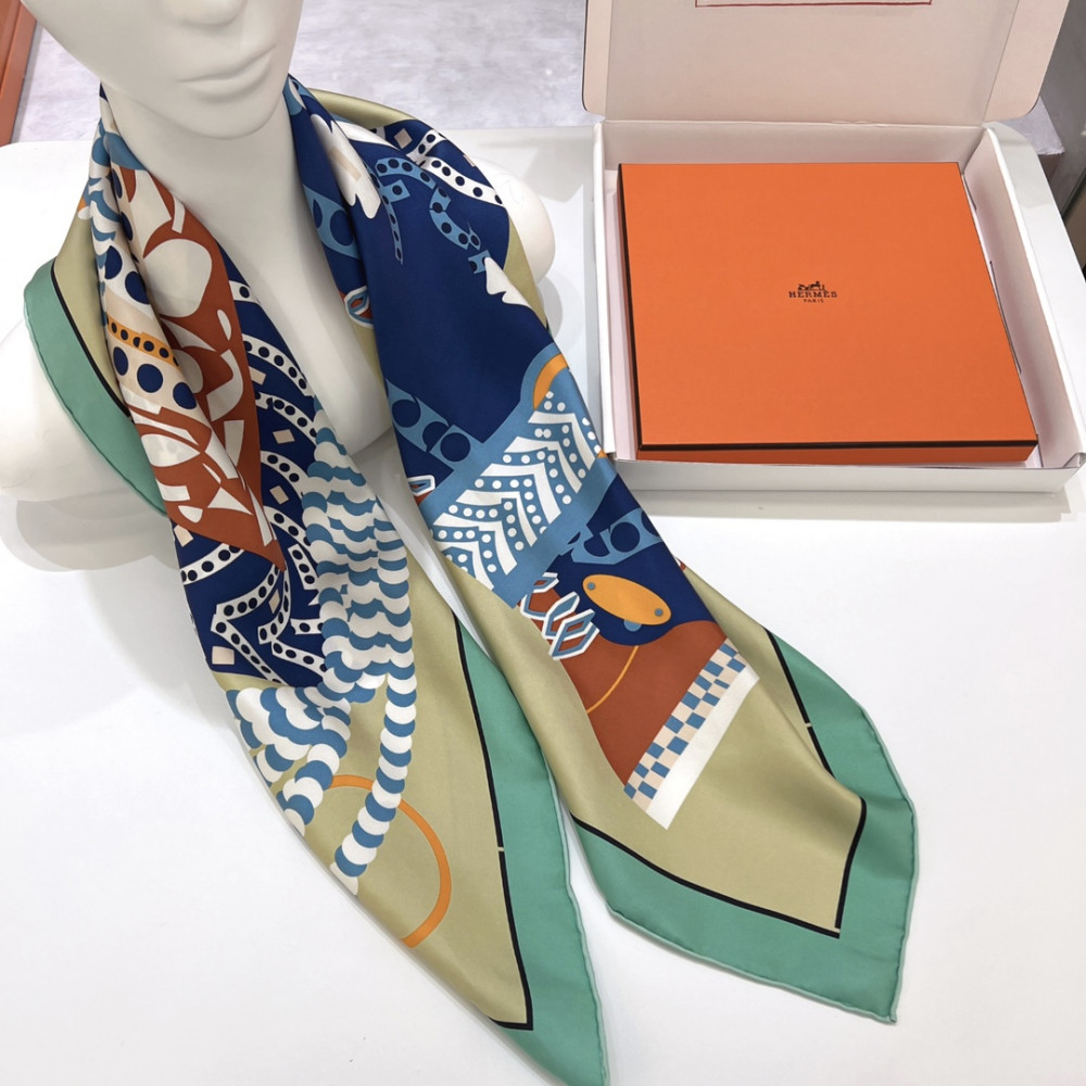 Hermès 90cm 100% Pure Silk Square Scarf!