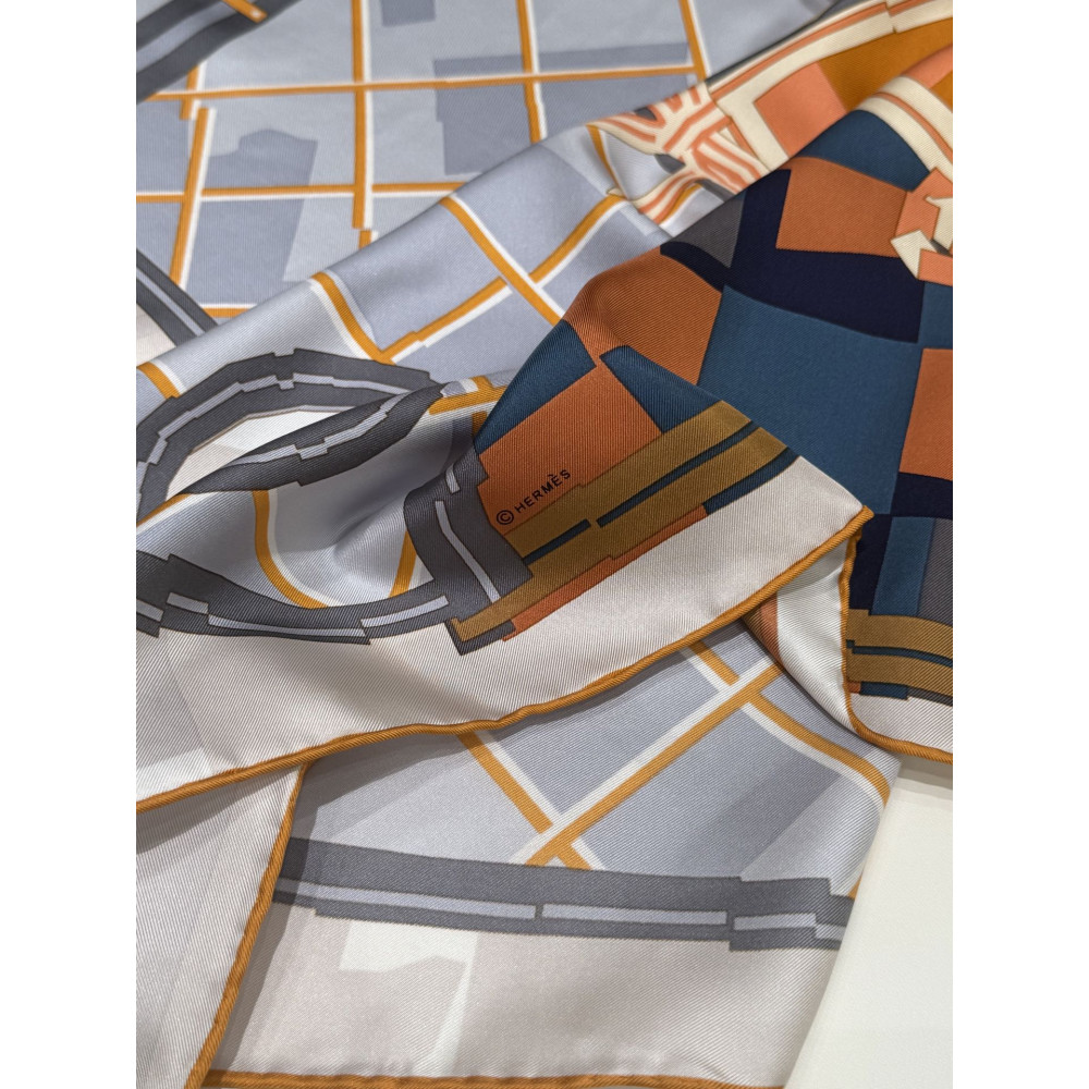 Hermès Fall/Winter 2025 90cm 100% Pure Silk Scarf!
