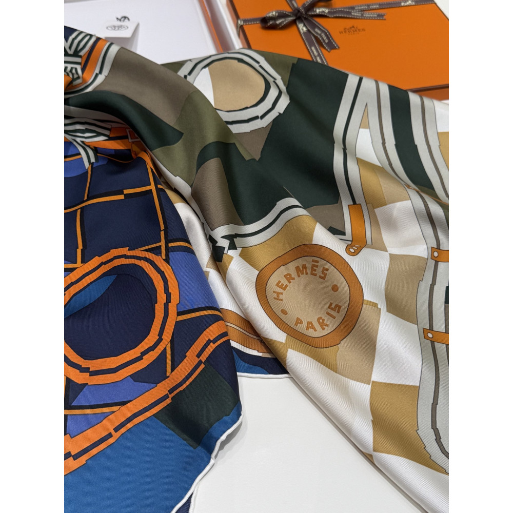 Hermès Fall/Winter 2025 90cm 100% Pure Silk Scarf!