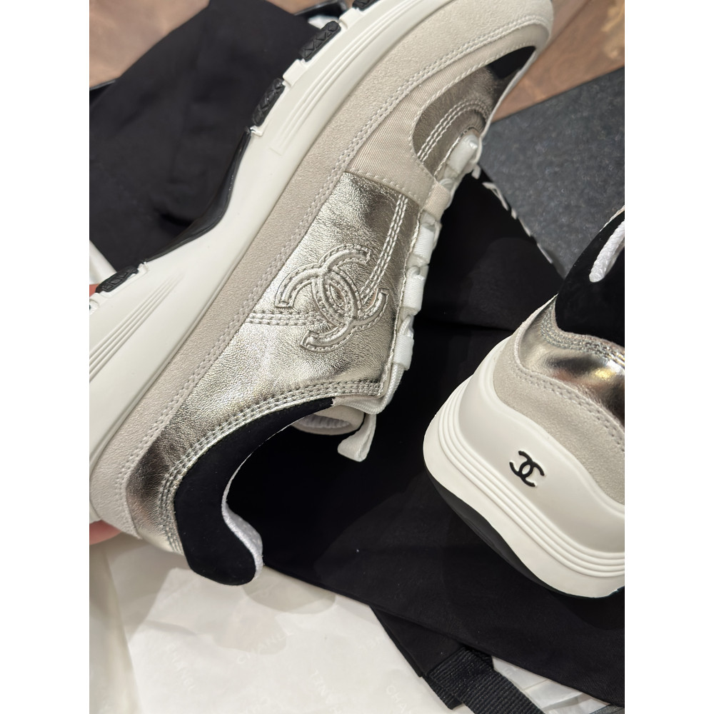 Chanel 25A Sneakers!