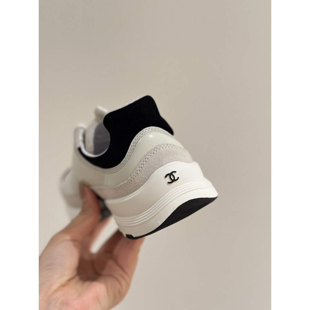 Chanel 25A Sneakers!