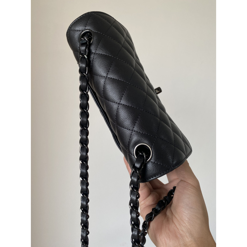 Chanel Classic Flap 20cm mini handbag! 