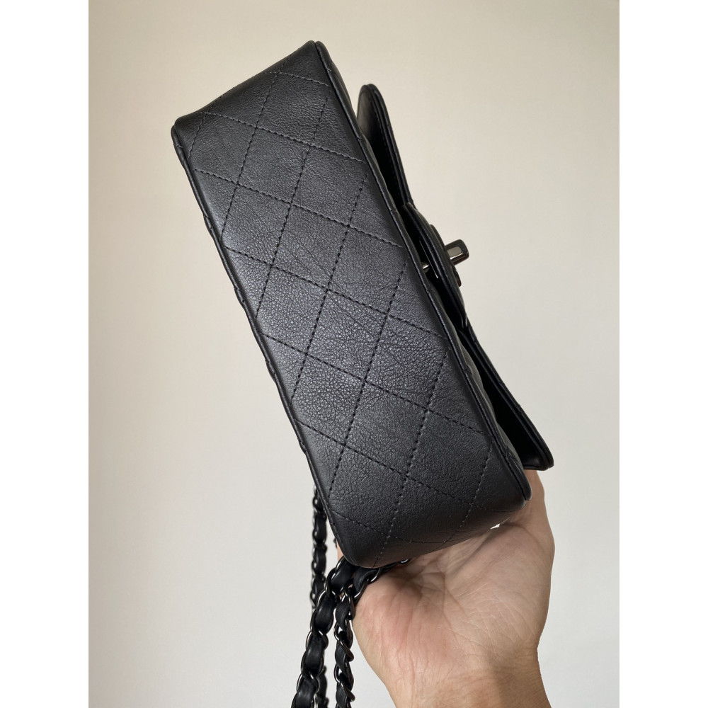 Chanel Classic Flap 20cm mini handbag! 