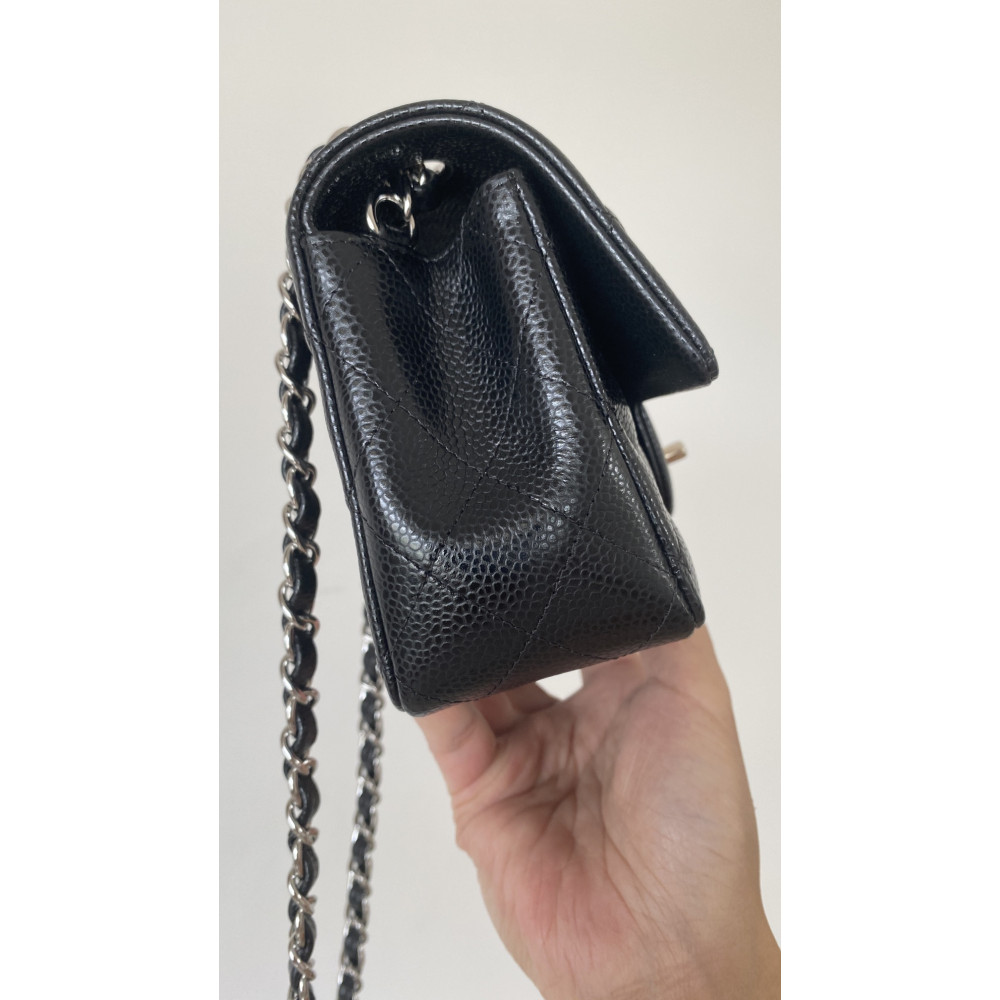 Chanel Classic Flap 20cm mini handbag! 