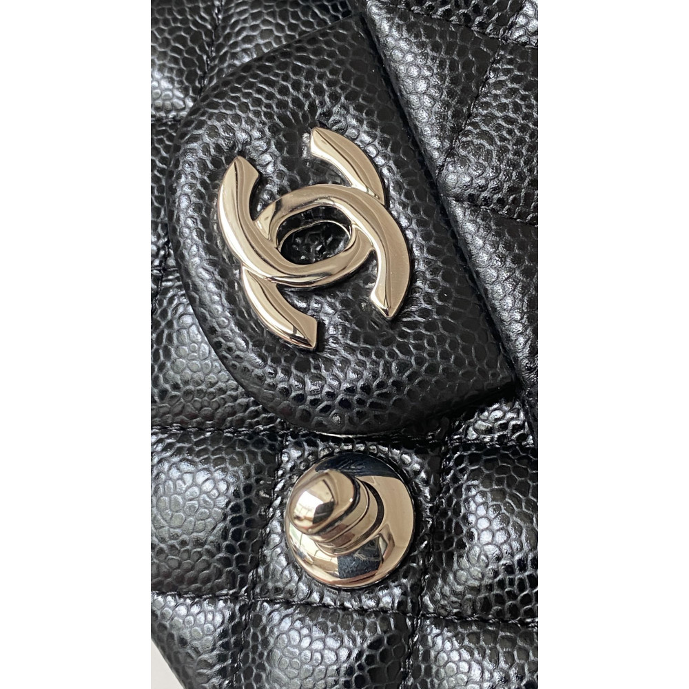 Chanel Classic Flap 20cm mini handbag! 