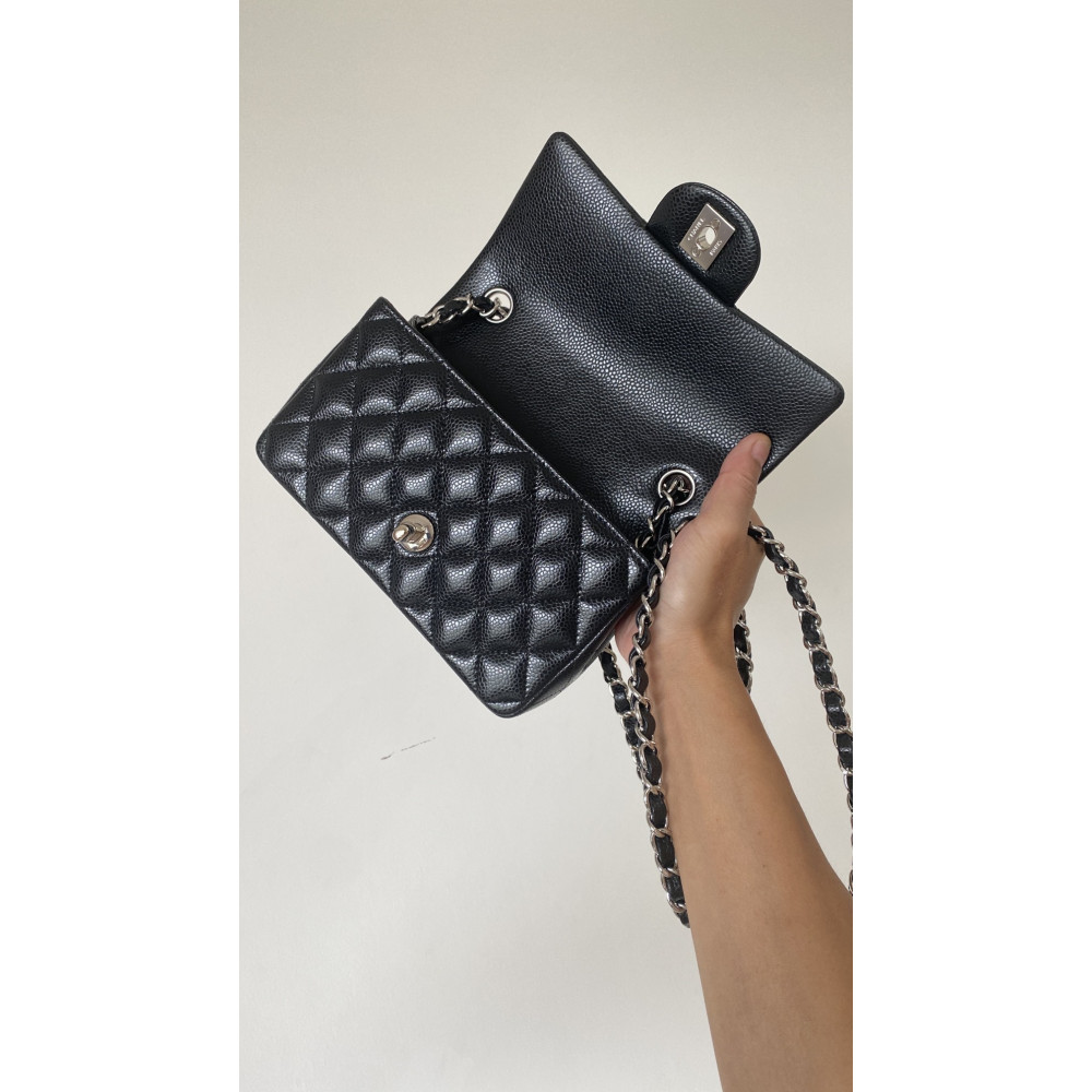 Chanel Classic Flap 20cm mini handbag! 