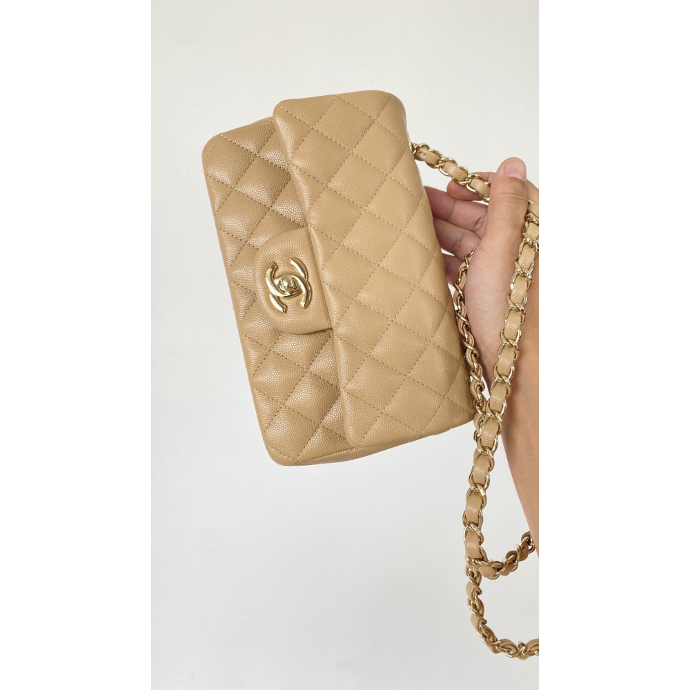 Chanel Classic Flap 20cm mini handbag! 