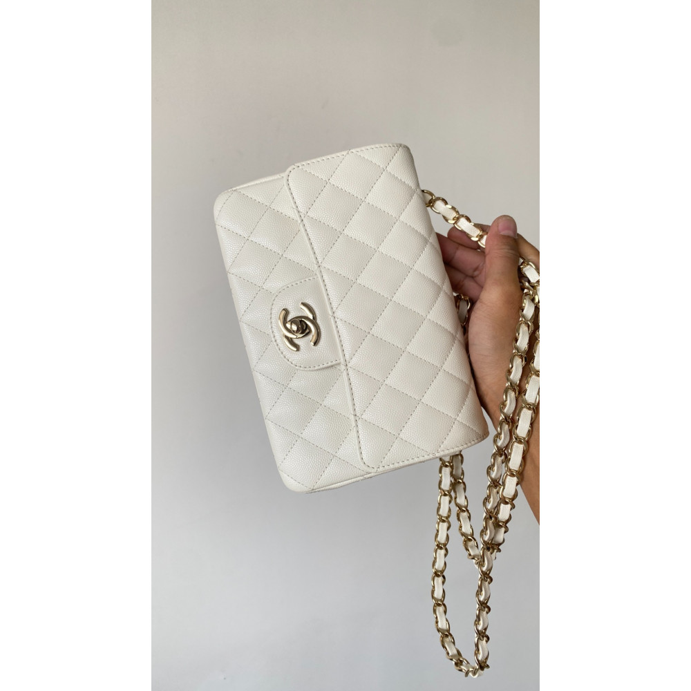 Chanel Classic Flap 20cm mini handbag! 