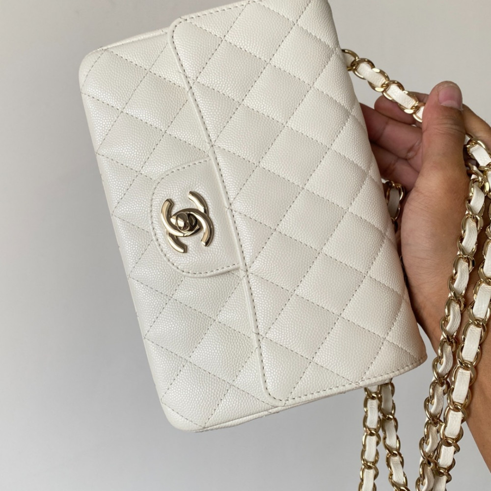 Chanel Classic Flap 20cm mini handbag! 