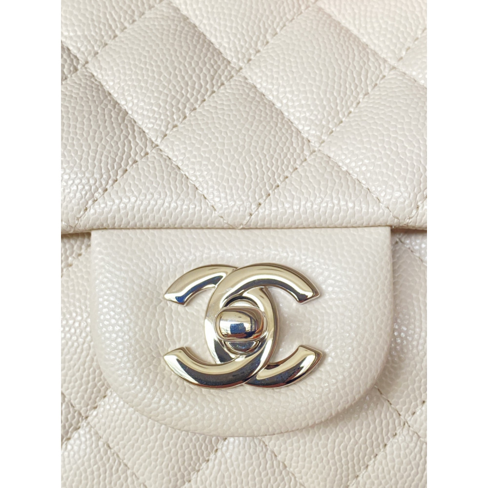 Chanel Classic Flap 20cm mini handbag! 