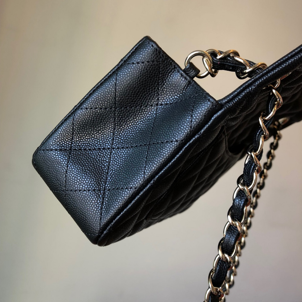 Chanel Classic Flap 20cm mini handbag! 