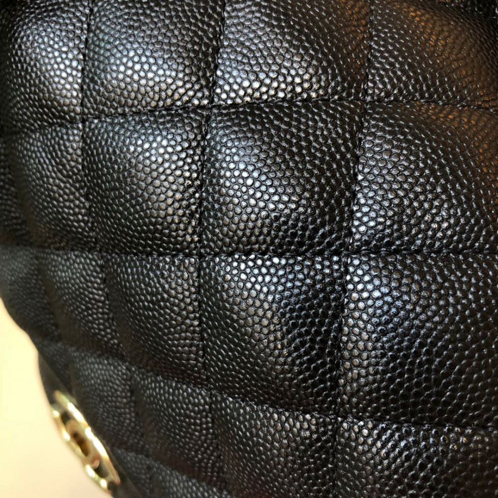 Chanel Classic Flap 20cm mini handbag! 